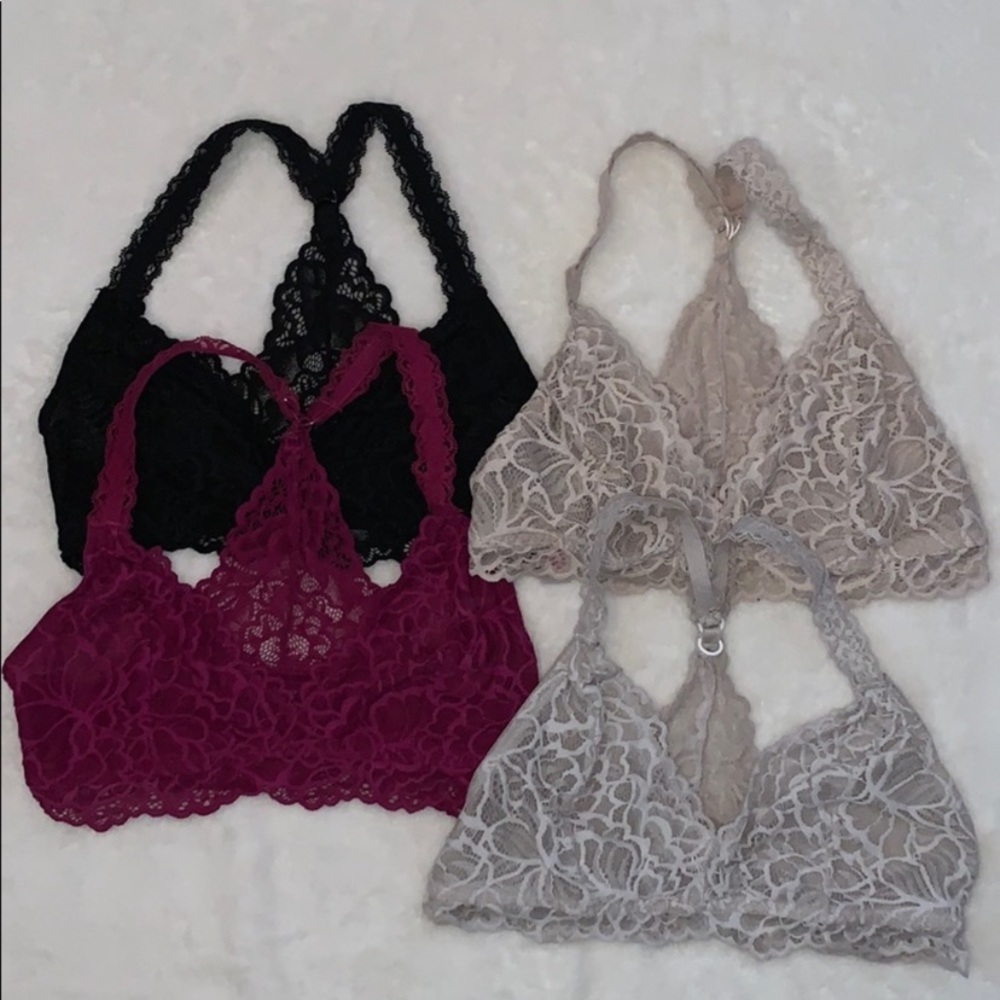 bundle of 4 bralettes